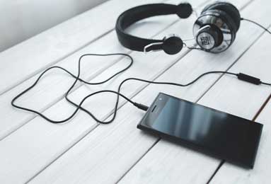 76人对阵篮网：激战正酣，战术对决亮点回顾